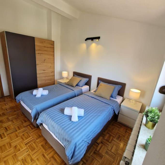 Villa Castanea - Kuca Za Odmor S Bazenom Kukci Esterno foto