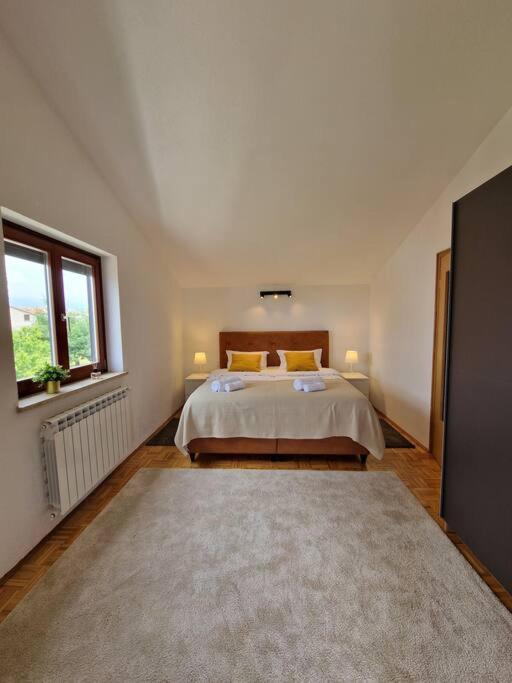 Villa Castanea - Kuca Za Odmor S Bazenom Kukci Esterno foto